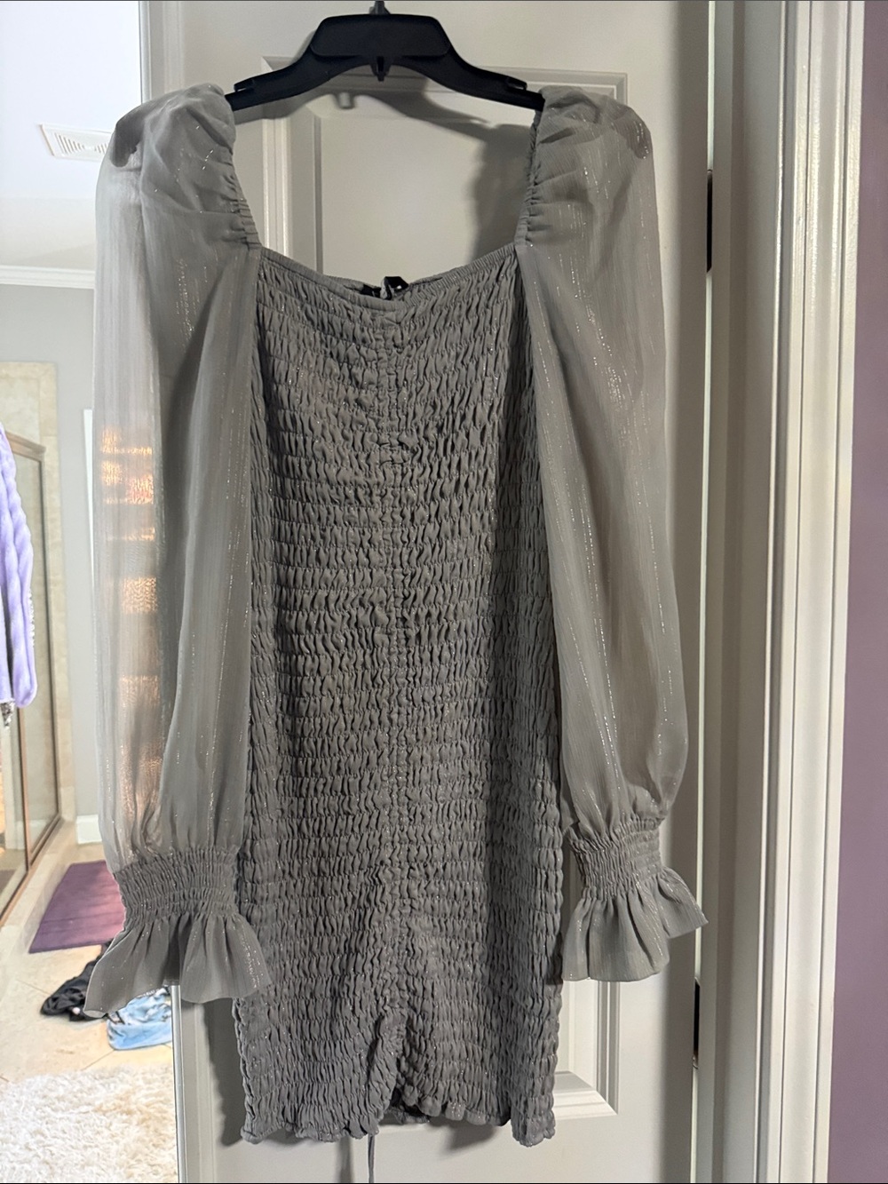 bebe Shimmery Smocked Puff Sleeve Chiffon Dress - Gray M